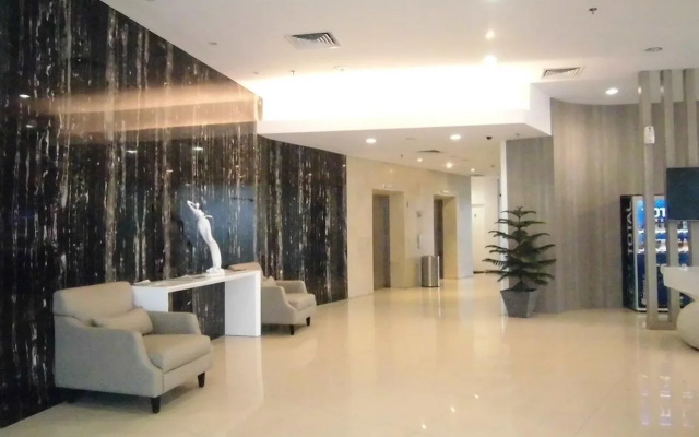 Whiz Hotel Cikini Jakarta