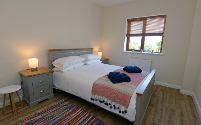 Coppins Park - Dog Friendly Peaceful Location