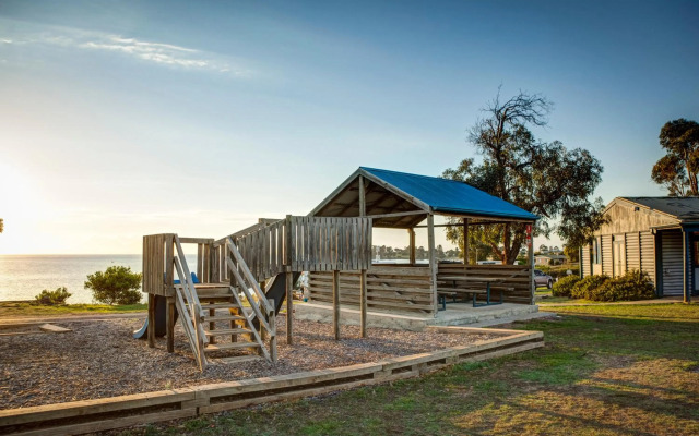 Swansea Beach Chalets