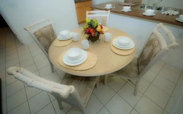 Daisy by Ellis Exclusive Villas