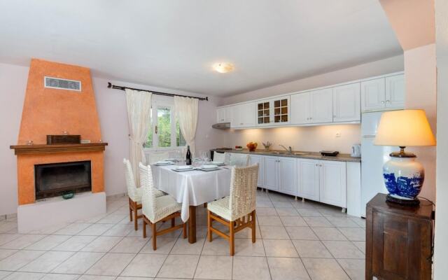 Angelina Villa - Four Bedroom Traditional Paxos Villa
