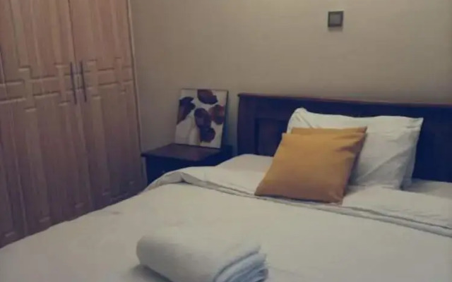 Stay.Plus Mideya Suites Kileleshwa