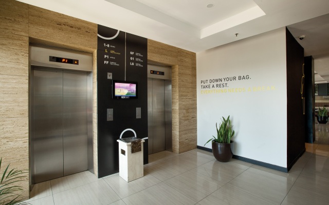 ROOMS INC d’botanica Bandung