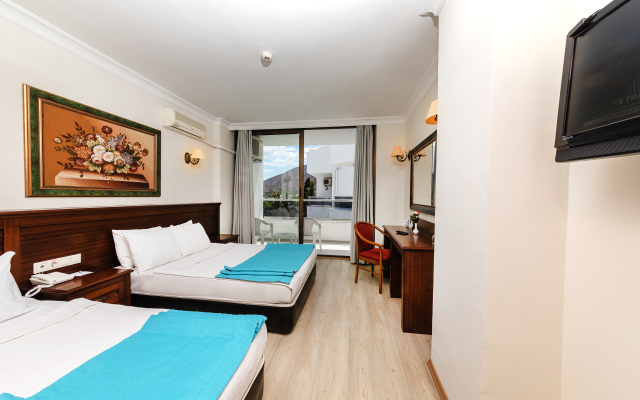 Kayamaris Hotel