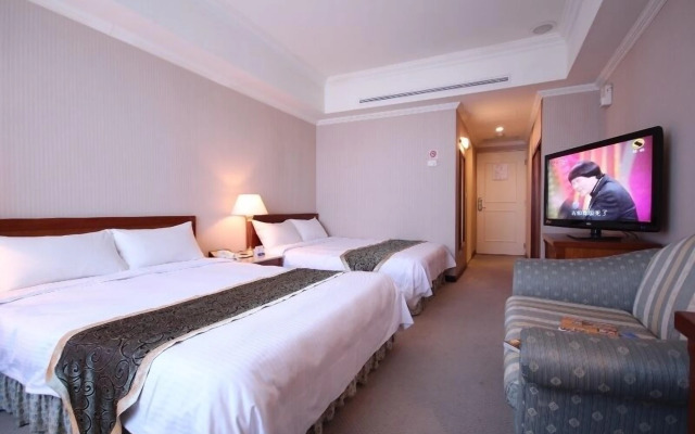 Grand Boss Hotel
