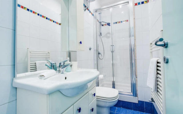 Large Bright Flat 15 Mins From Castel Sant'angelo