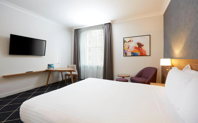 Furama Darling Harbour – Guest Rooms – Sydney