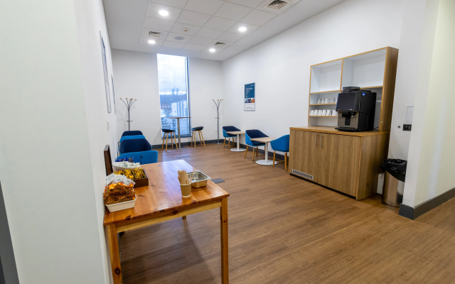 Holiday Inn Express Manchester - Trafford City by IHG - Image 5