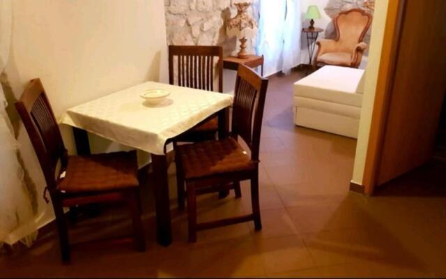 Apartment Beatrice. 10mt to the beach :)