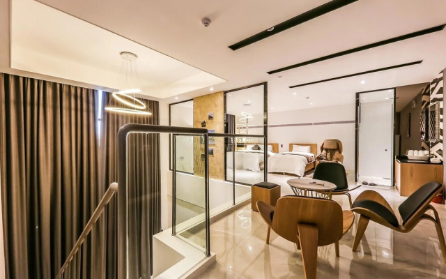 Cheongju The King Hotel