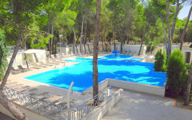 Sira Resort