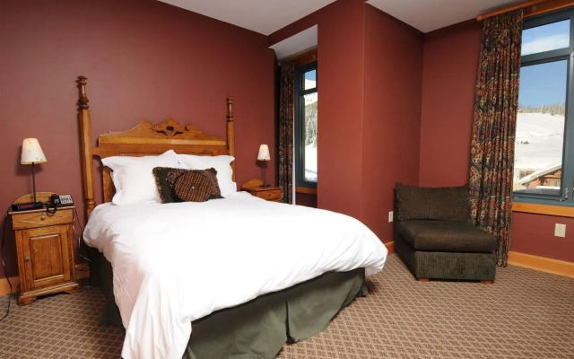 The Summit Hotel at Big Sky Resort