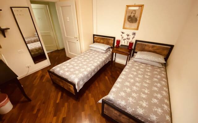 Amici Miei Rooms