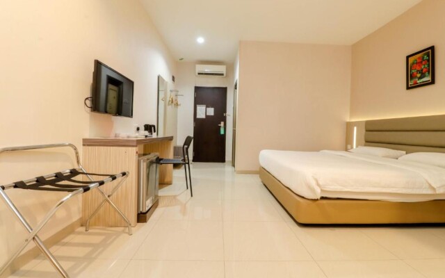 Lovina Inn Hotel Batam