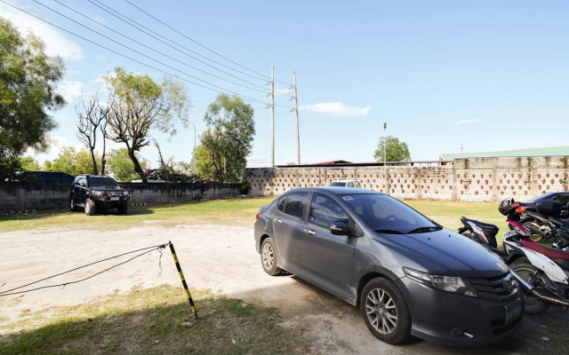 OYO 425 Residences By Sirc (Vaccinated Staff)