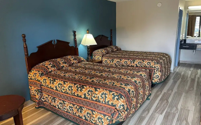 Brookwood Inn