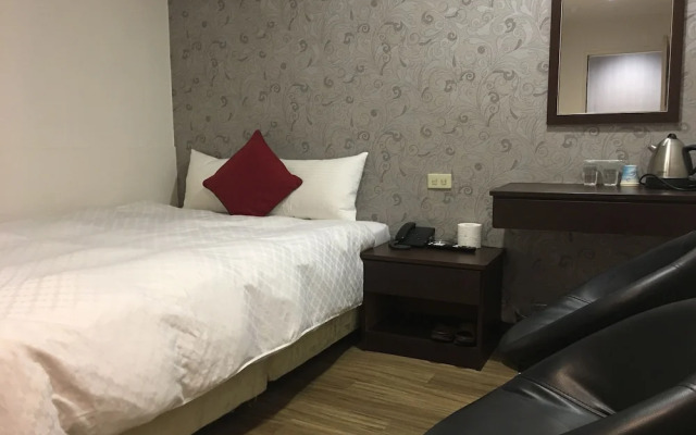 HUA CHUN LIN Hotel