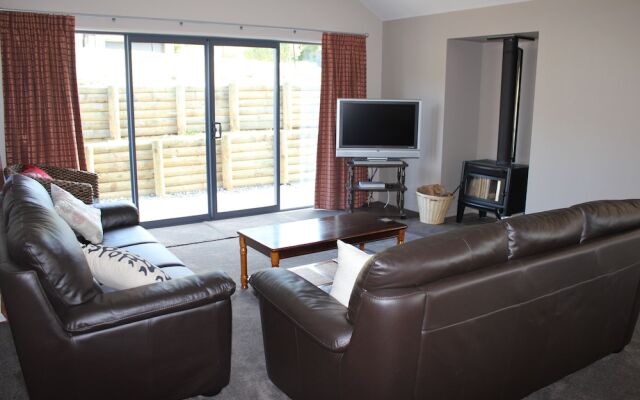 3 Bellbird Place