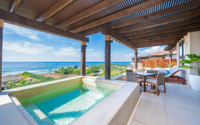 Sunny Vacation Condo 8