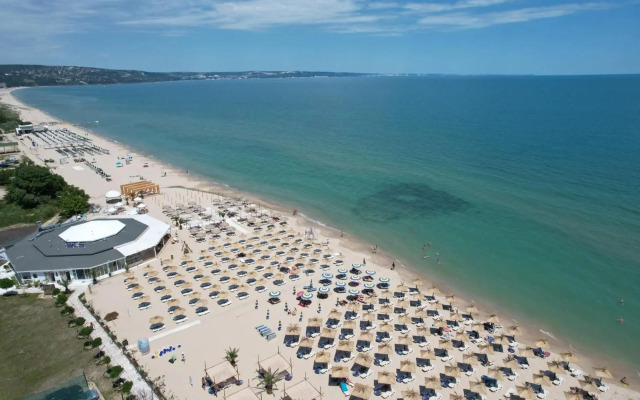 Apartment #1 - Sunshine and Love