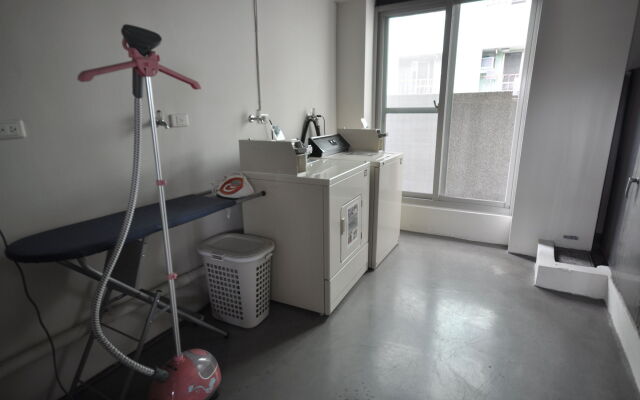 CHECK inn Express Taichung Fengchia