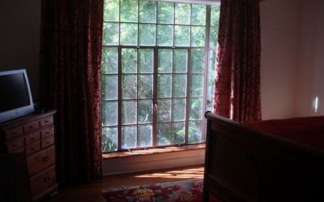IvyWild Inn