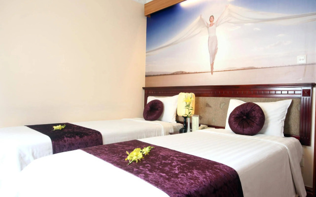 The Flower Boutique Hotel & Travel