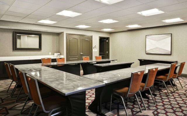 Hampton Inn & Suites Columbus-Easton Area
