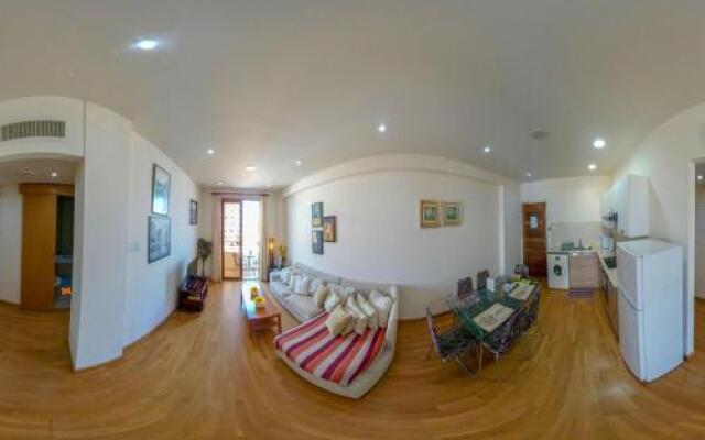 Ithaki Phinikoudes Apartment No. 204