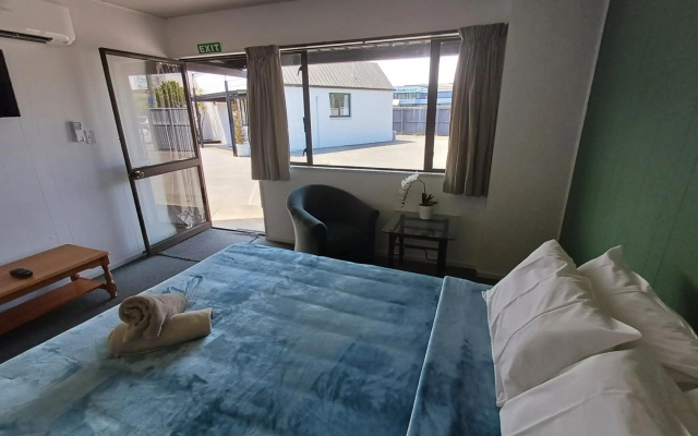 Gothic Heights Motel
