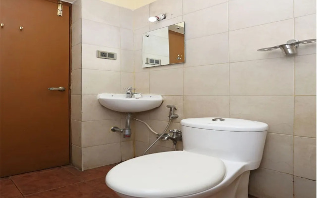 OYO Flagship 2207 Hotel Transit