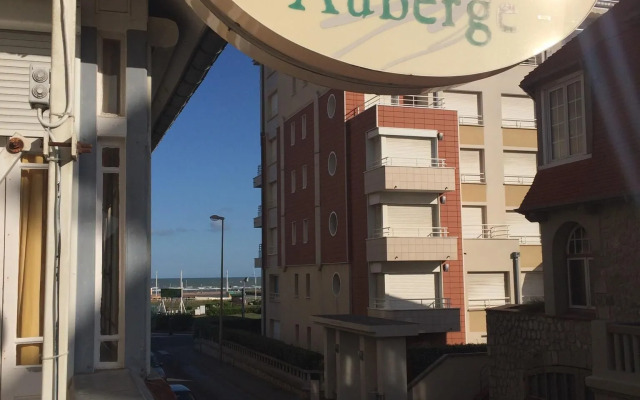 Auberge Riva Bella - Hostel