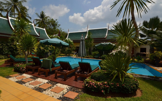 Baan Wanicha Bed and Breakfast Resort (SHA Plus+)