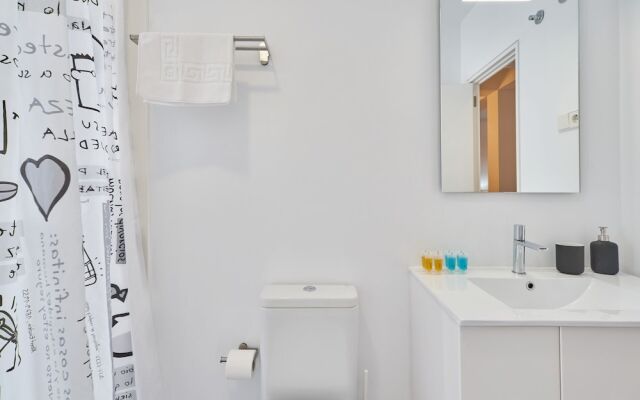 Tu Apartamento Cerca De Plaza Castilla Iii