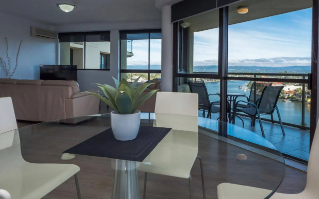 Surfers Hawaiian Apartments