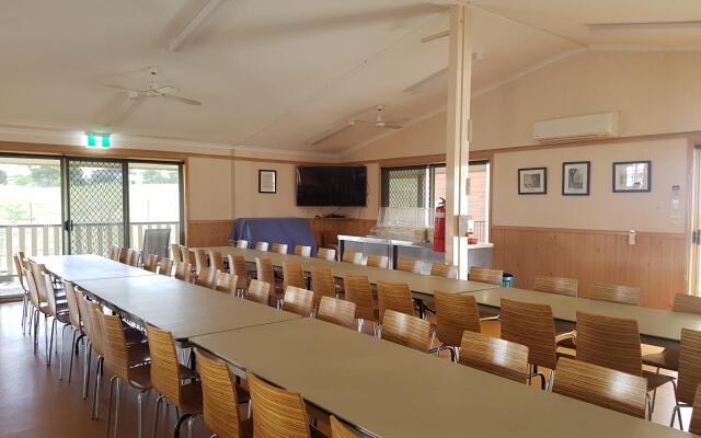 Canberra Carotel Motel