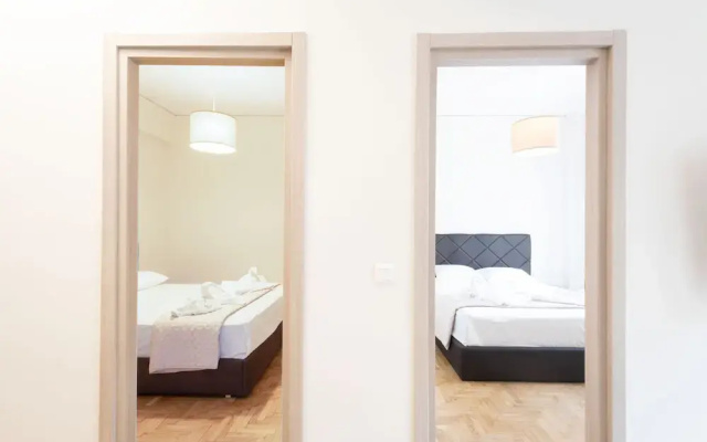 Modern 2-bedroom Gem Close to Metro