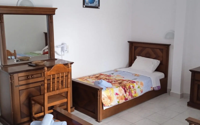 Studios Apartments Kapetanios