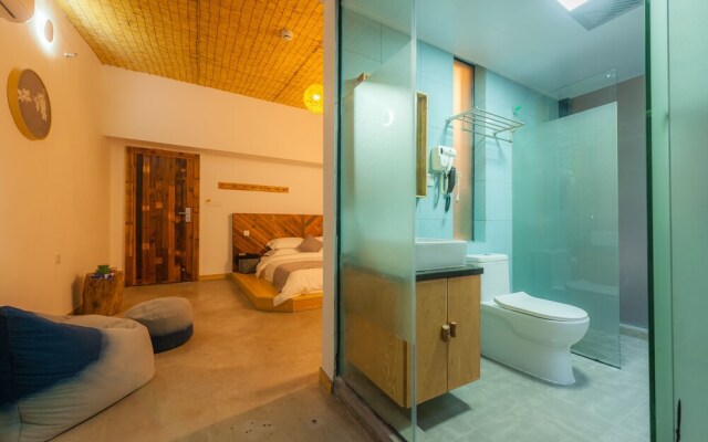 Yangshuo Spring Flowers Blossoming Hotel