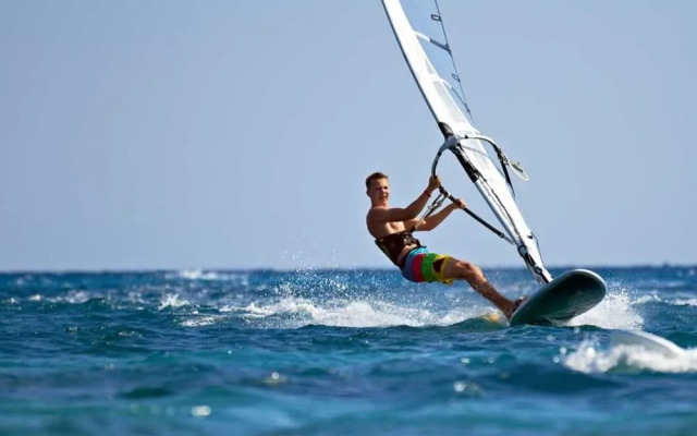 Lighthouse Tennis 2413 by RedAwning