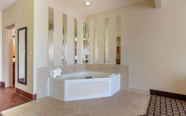 Comfort Suites Rolla