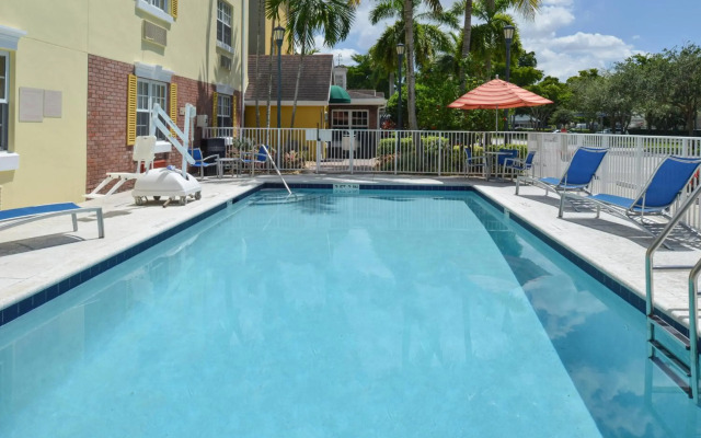 Candlewood Suites Miami Lakes by IHG