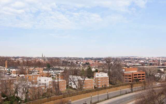 Homewood Suites by Hilton Arlington Rosslyn Key Bridge