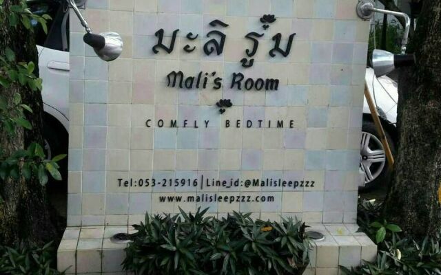 Mali's Room