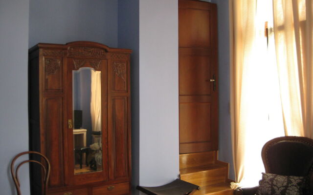 Traditional Hotel  IANTHE