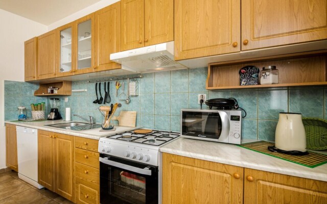 Nice Apartment in Skrpcici With Wifi and 3 Bedrooms