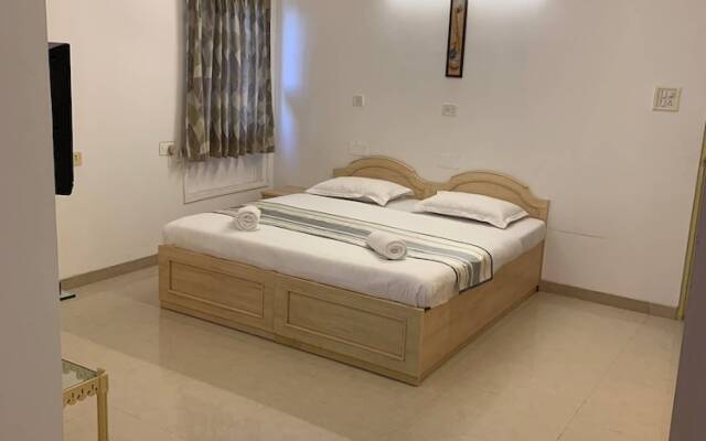 Comfortable & Relaxing Stay In Bandra East