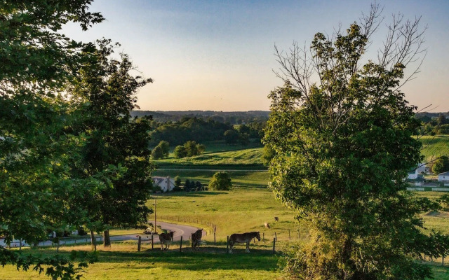 Hillside Villa Ohio