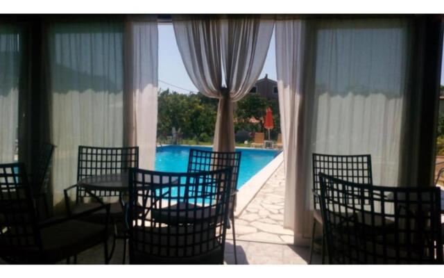 Marketos maisonette 2pax