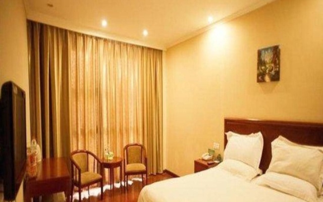 GreenTree Inn Heze Mudan Road Bus Terminal Station Express Hotel – Guest Rooms – Heze
